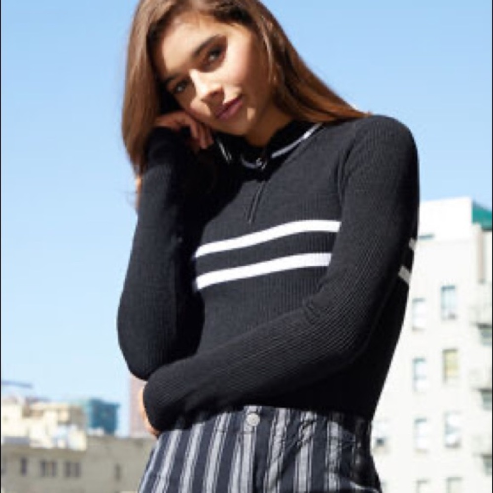 Cropped Quarter Zip